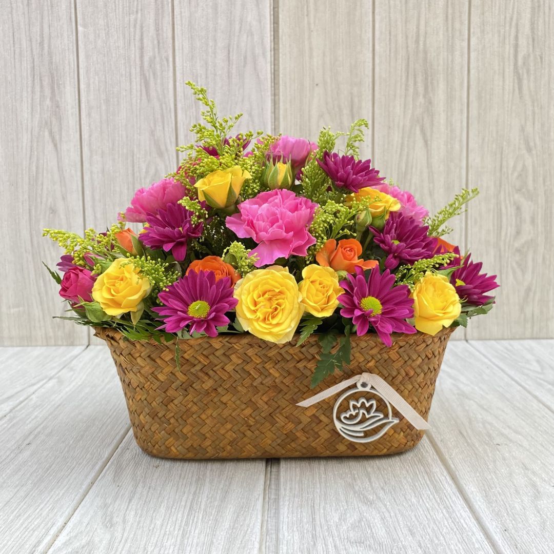 CANASTO OVALADO CON FLORES